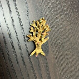 Benedikt tree broach